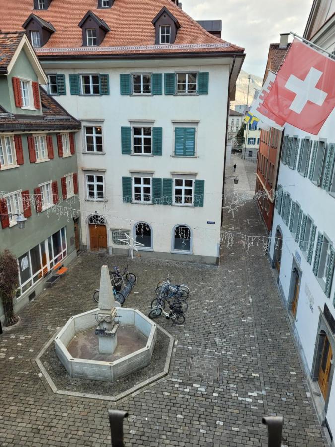 Zunfthaus Zur Rebleuten Τσουρ Εξωτερικό φωτογραφία