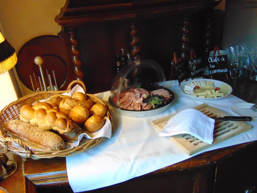 Zunfthaus Zur Rebleuten Τσουρ Εξωτερικό φωτογραφία