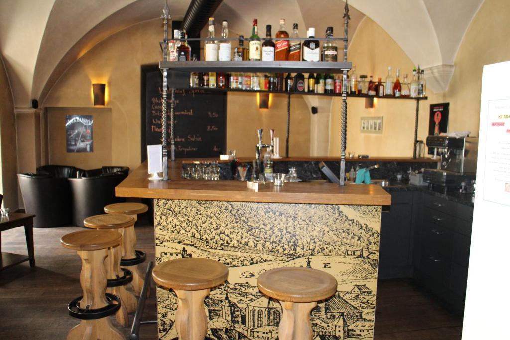 Zunfthaus Zur Rebleuten Τσουρ Εξωτερικό φωτογραφία